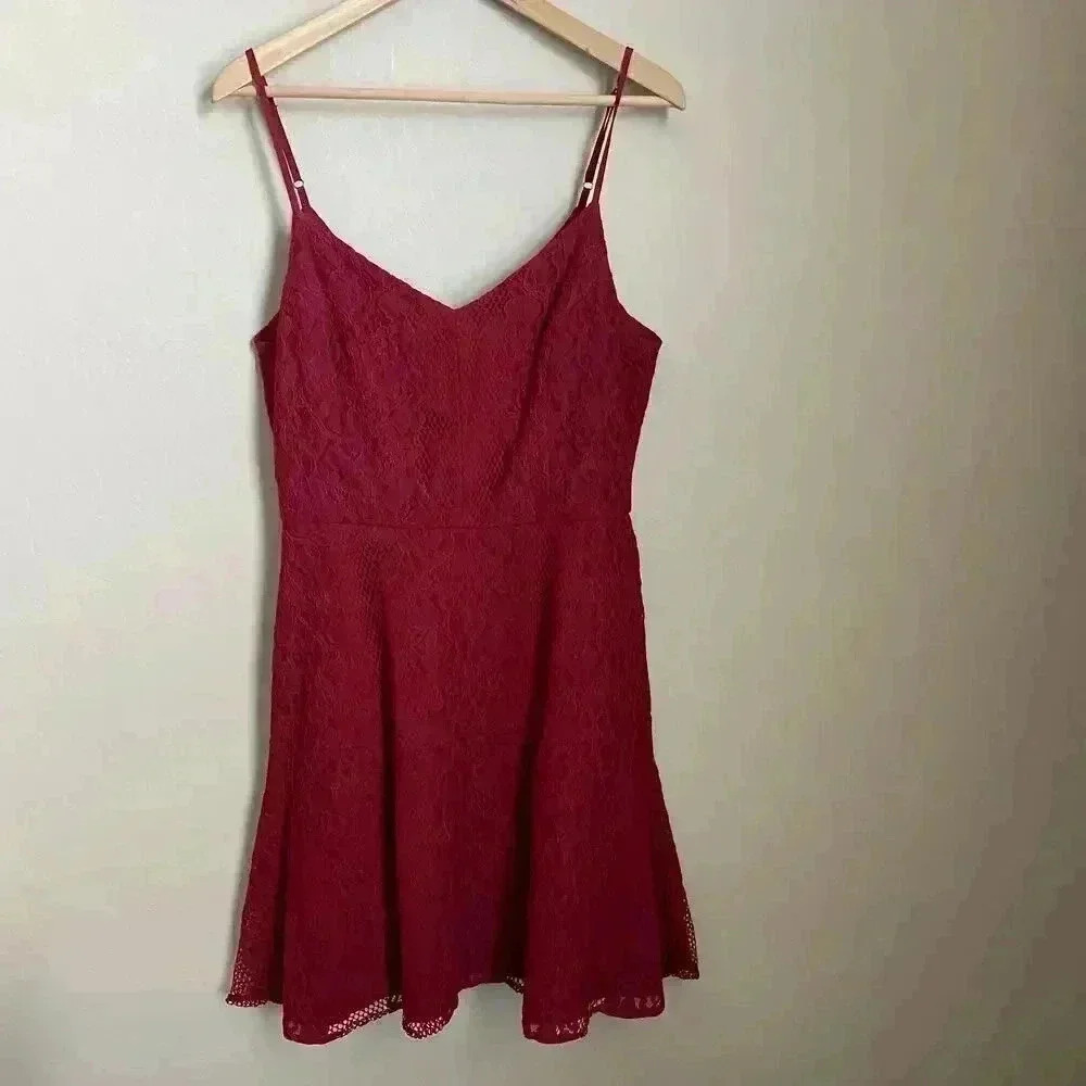 Adelyn‎ Rae Red Lace Skater Dress Size Large